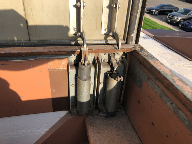 Customer Supplied Photo Replacement Lifting Mechanism